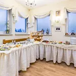 Frühstückspension Carlton 3*
