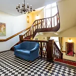 Frühstückspension Carlton 3*