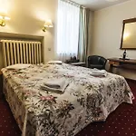 Carlton Frühstückspension 3*