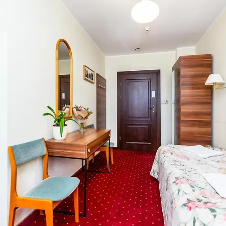 威拉卡尔顿酒店 住宿加早餐酒店 3*