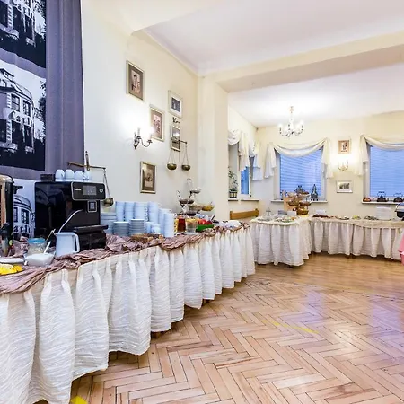 Carlton Panzió 3*