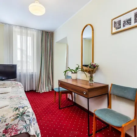 住宿加早餐酒店 威拉卡尔顿酒店 3*