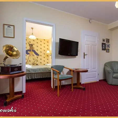 威拉卡尔顿酒店 住宿加早餐酒店