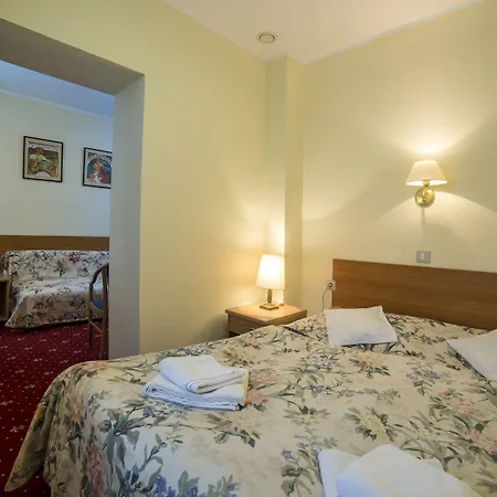 住宿加早餐酒店 威拉卡尔顿酒店