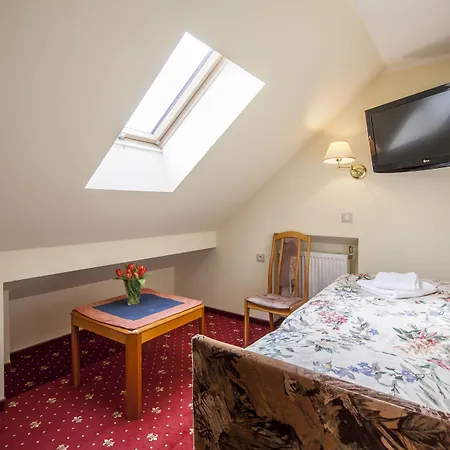 威拉卡尔顿酒店 住宿加早餐酒店