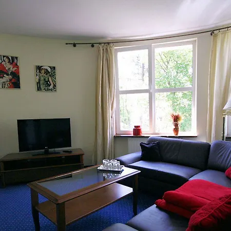 فندق مبيت وإفطار ويلا كارلتون زاكوباني