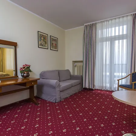 住宿加早餐酒店 威拉卡尔顿酒店