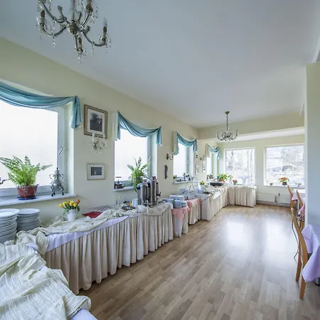 ويلا كارلتون