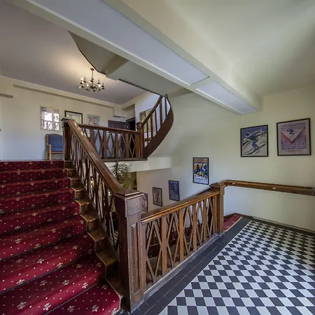 威拉卡尔顿酒店