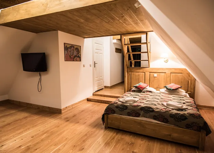 Carlton Bed & Breakfast 3*